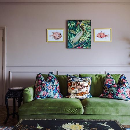 Russell Court By Orenda-Luxe Llandudno Bagian luar foto