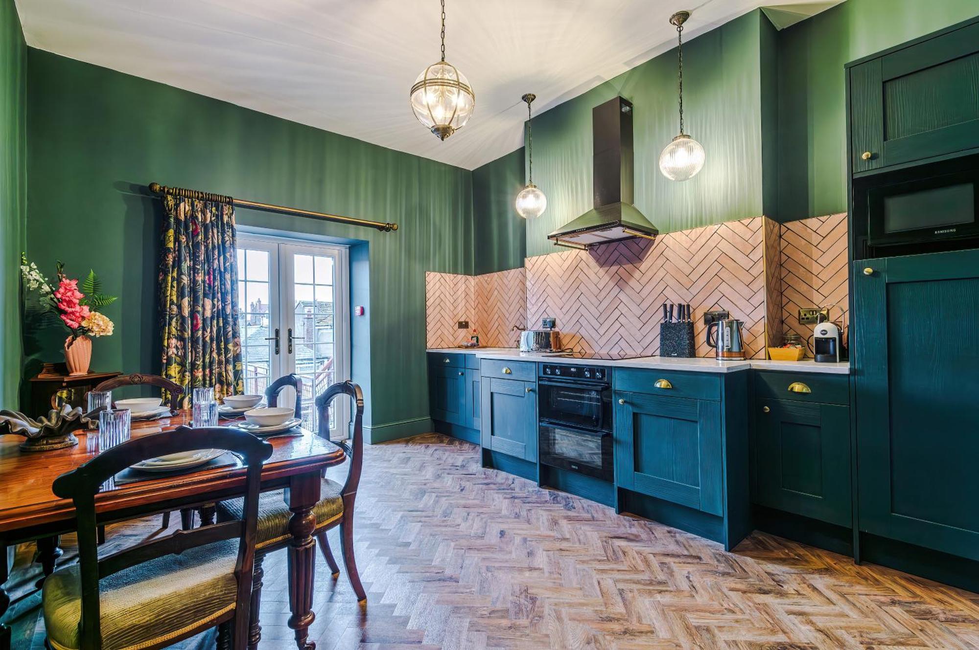 Russell Court By Orenda-Luxe Llandudno Bagian luar foto
