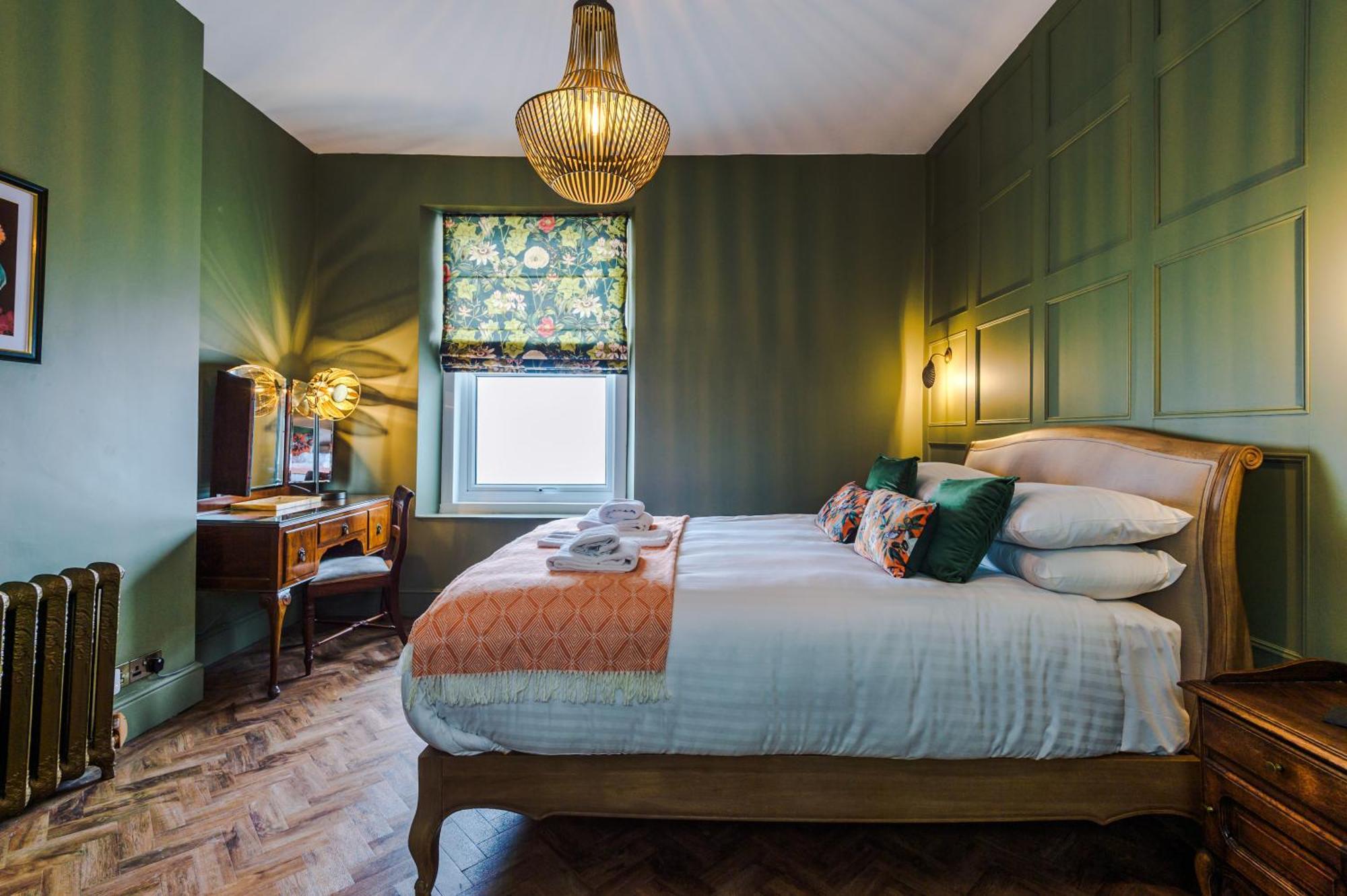 Russell Court By Orenda-Luxe Llandudno Bagian luar foto