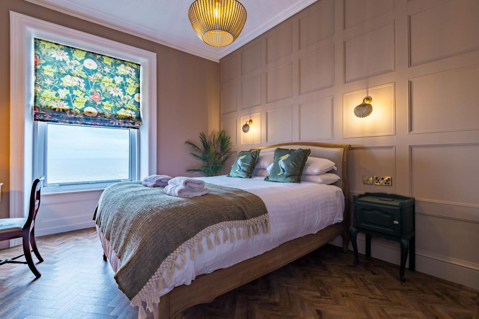 Russell Court By Orenda-Luxe Llandudno Bagian luar foto